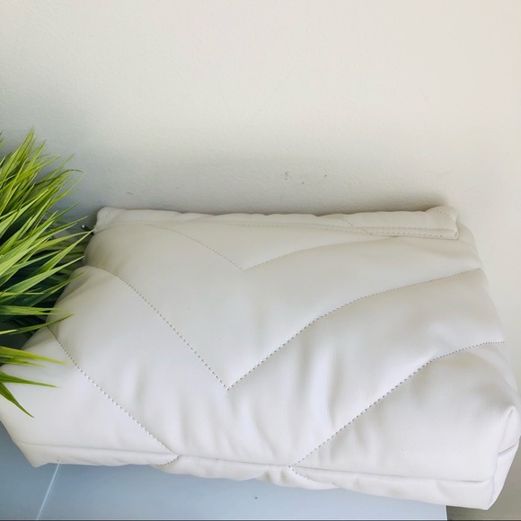 ZARA | Quilted cream bag - Picture 8 of 12